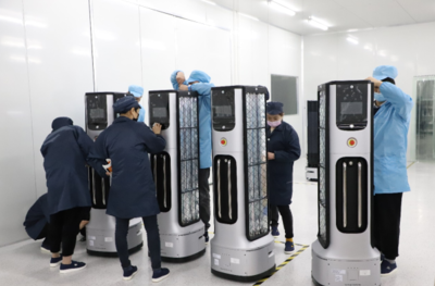 首批LG紫外線消毒機器人在深蘭科技工廠順利交付