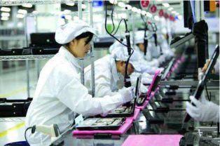 中國制造業處爆發前夜 轉型面臨冰火兩重天